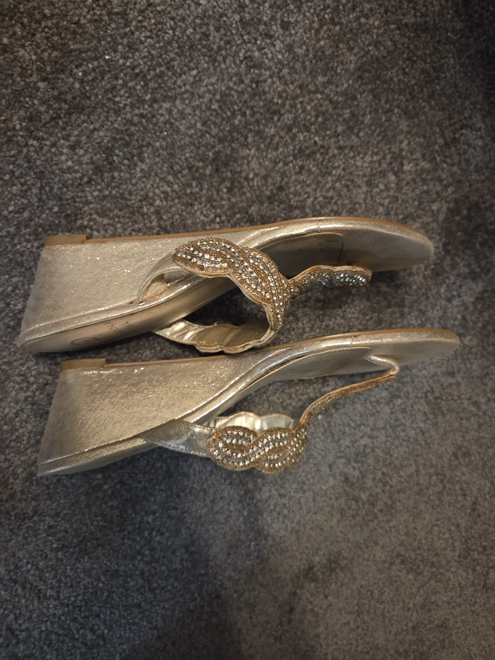 Adrianna Papell Rose Gold Beaded Toe-Loop Sandals